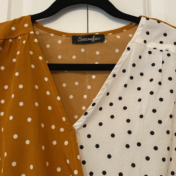 Women’s blouse - Picture 2 of 2